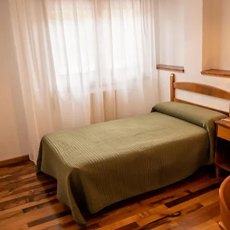 Hostal Restaurante Ventasierra Valdoré Habitación foto